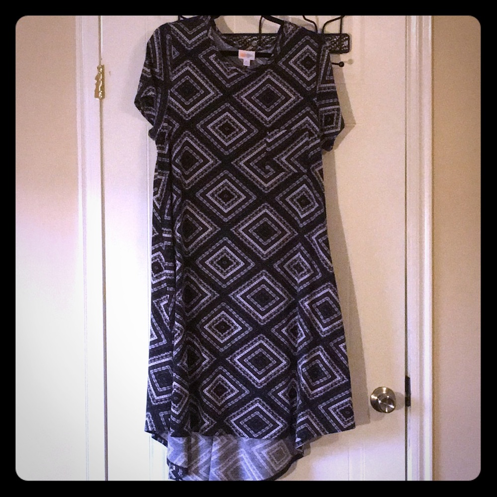 Lularoe Carly dress
